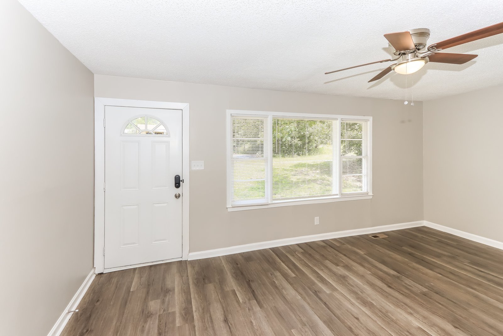 Building Photo - 110 Colbert Blvd