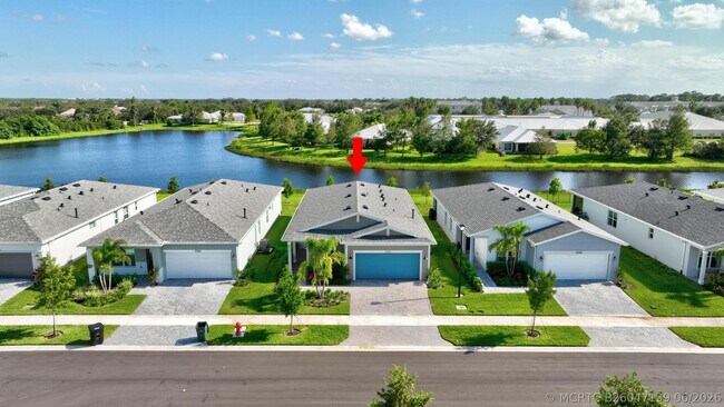 Building Photo - 12712 SW Eleanor Dr