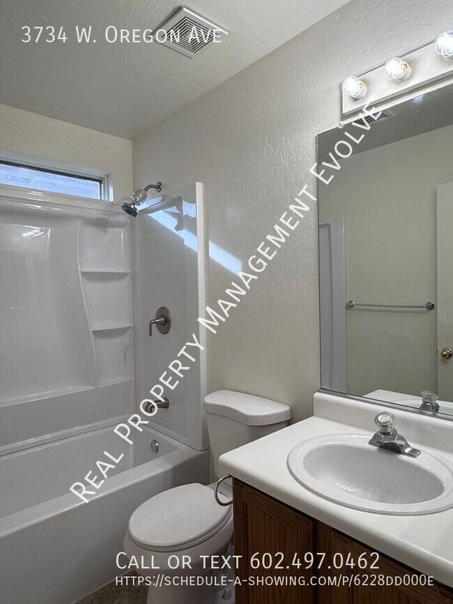 Building Photo - 3734 W Oregon Ave