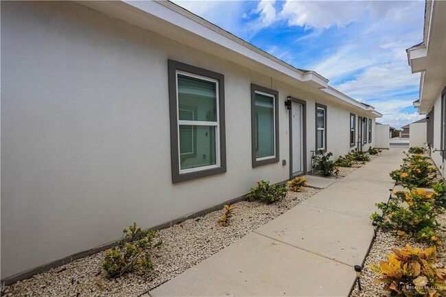 Building Photo - 23 N Maryland St