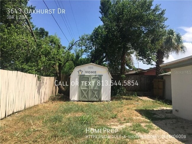 Building Photo - 3643 Oakhurst Dr