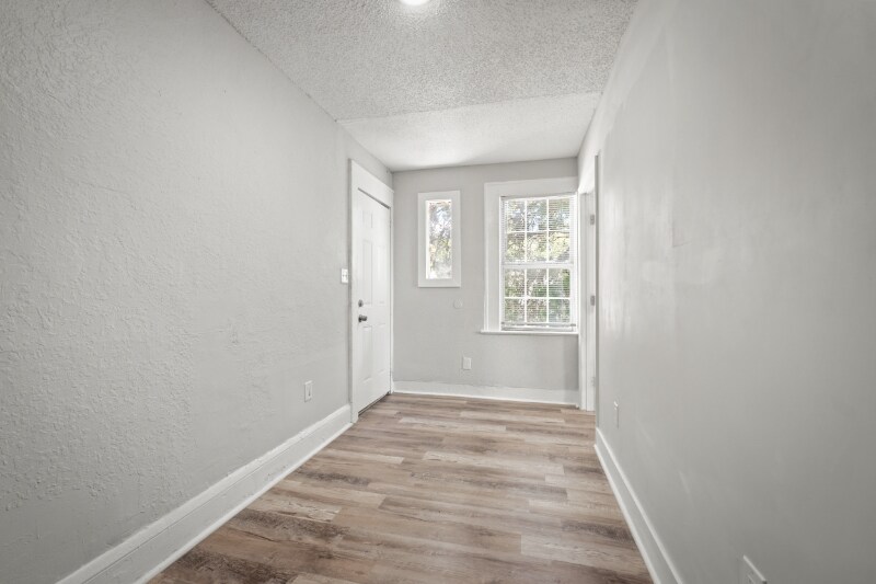 Building Photo - 3524 Boulevard St