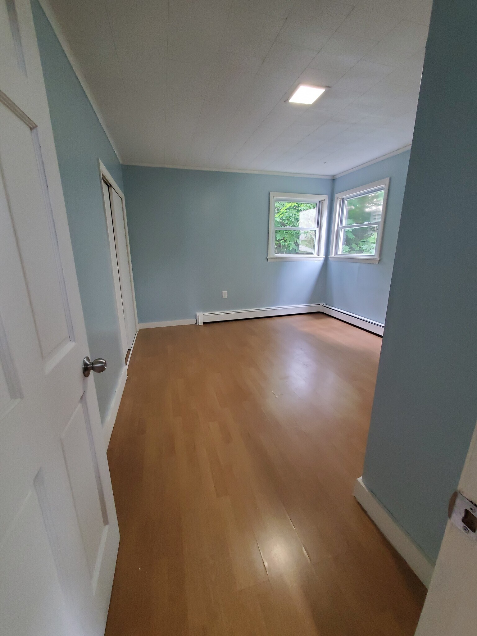 Building Photo - 118 Gamage Ave