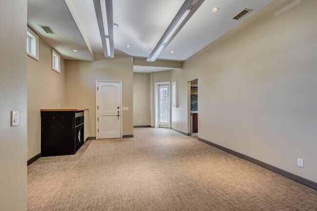 Building Photo - Sophisticated Mediterranean Villa in Newpo...