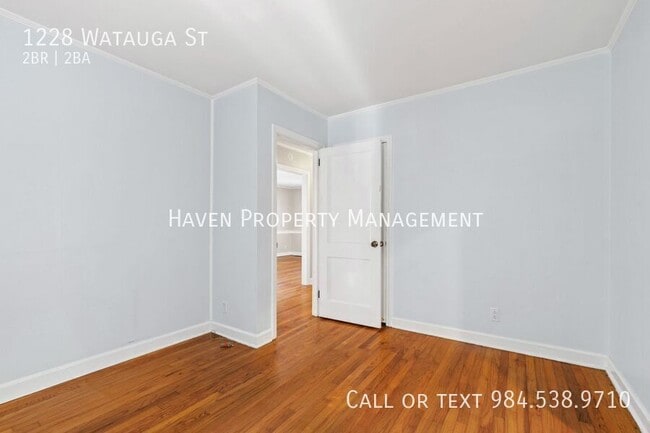 Building Photo - 1228 Watauga St