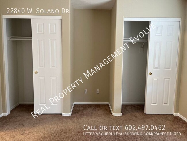 Building Photo - Move in Special