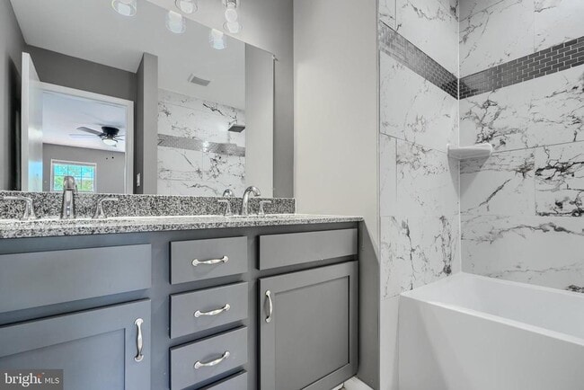 Building Photo - 4204 Red Ridge Way