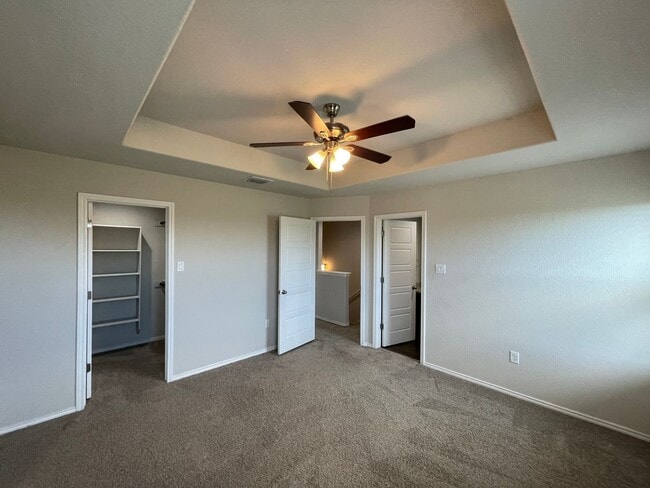 Building Photo - Luxury 3/2.5 Townhouse in NBTX