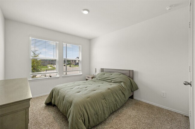 Building Photo - 15726 Majestic Evergreen Wy