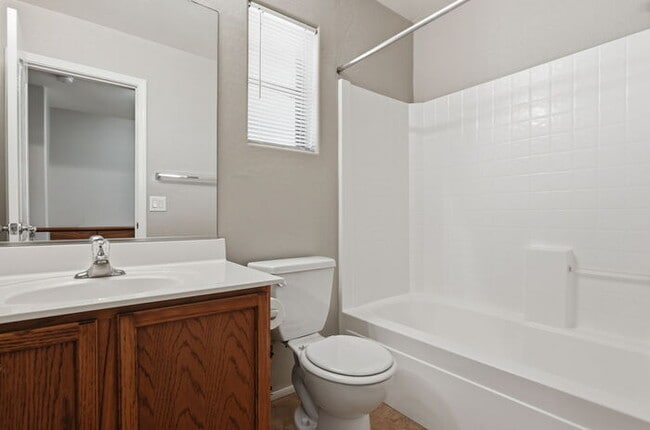 Building Photo - 2737 S Cupertino Dr