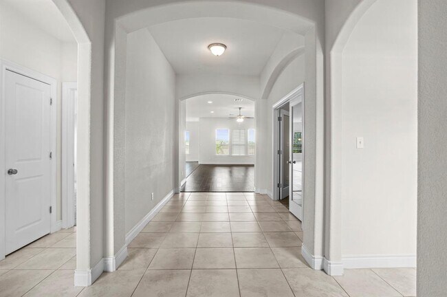 Building Photo - 3841 Gildas Path