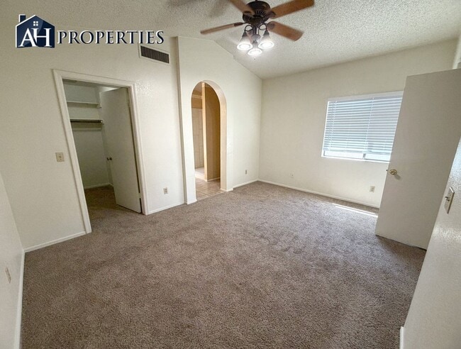 Building Photo - 7203 W Kimberly Way