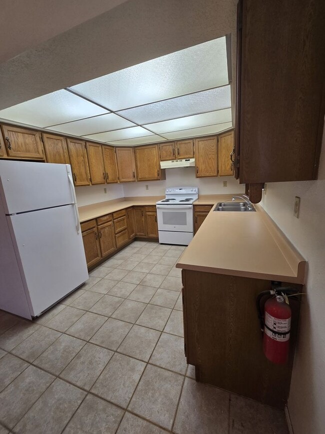 Building Photo - 3 bedroom, 2 bathroom home in Rio Rancho L...