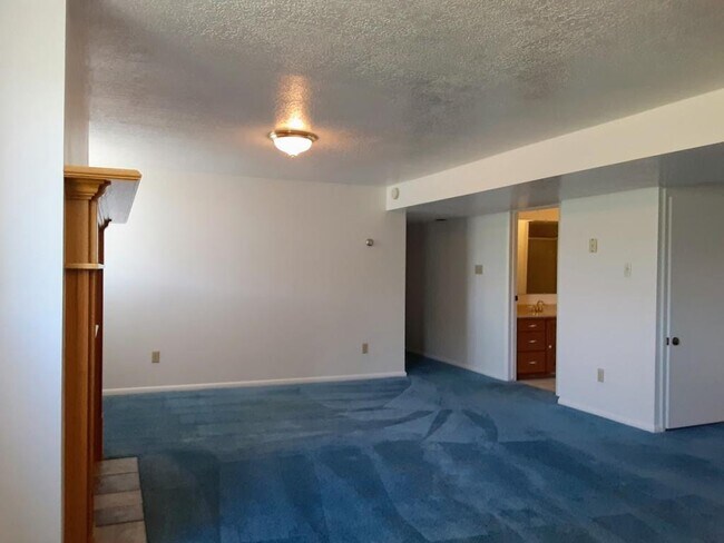 Building Photo - 10295 UT-165