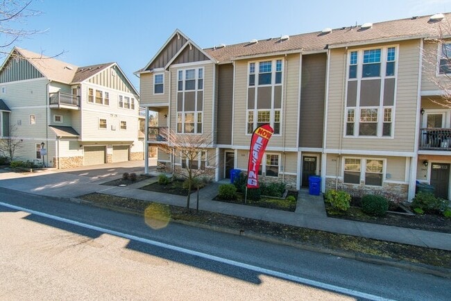 Building Photo - Spring Into Your New Home - Premium Corner Townhome Now Available!