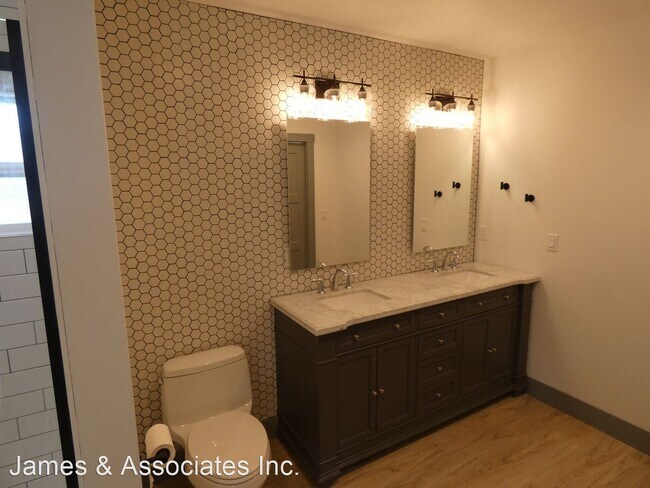 Building Photo - 3 br, 2 bath House - 319 - A E 6th Street