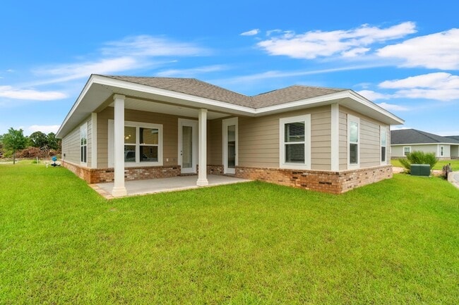 Building Photo - 215 Speckled Trout Ln N