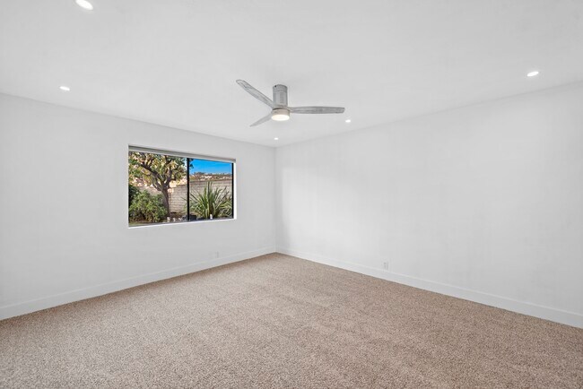 Building Photo - 2501 S El Camino Real