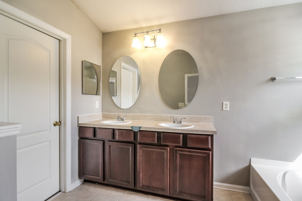 Building Photo - 860 Bonaparte Landing Ct