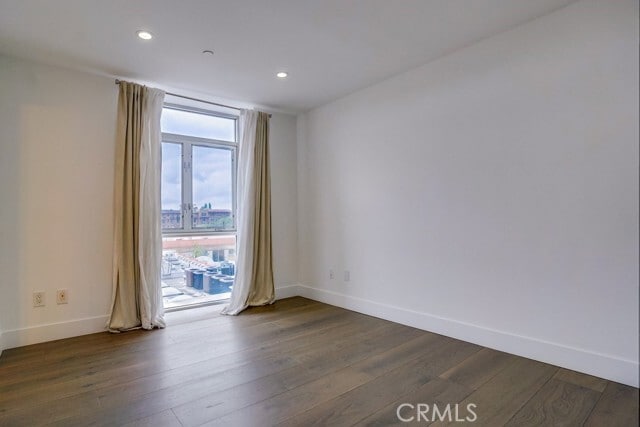 Building Photo - 35 N Raymond Ave