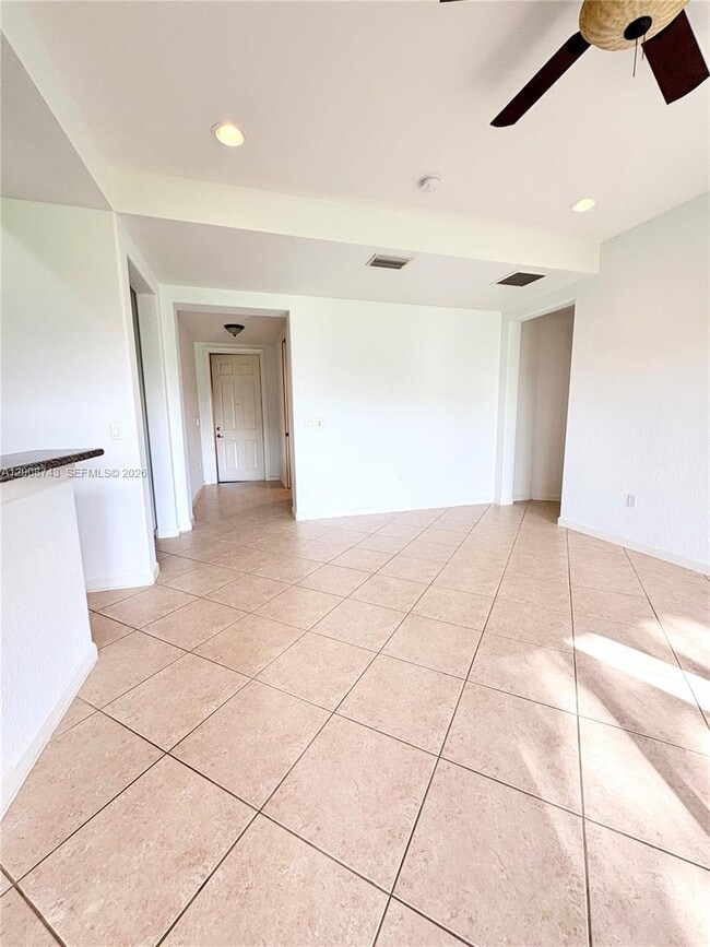Building Photo - 7993 NW 128th Ln