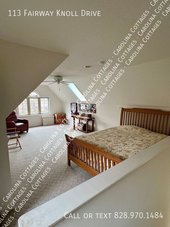 Building Photo - 113 Fairway Knoll Dr