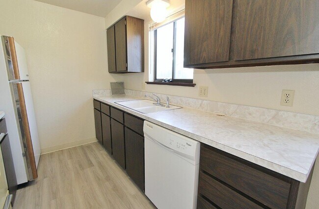 Building Photo - 4845 W Targee St