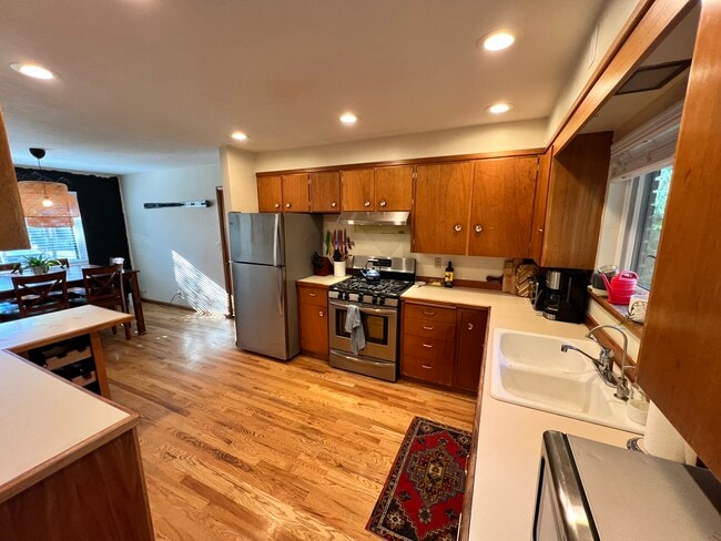 Building Photo - 2304 N 18th St