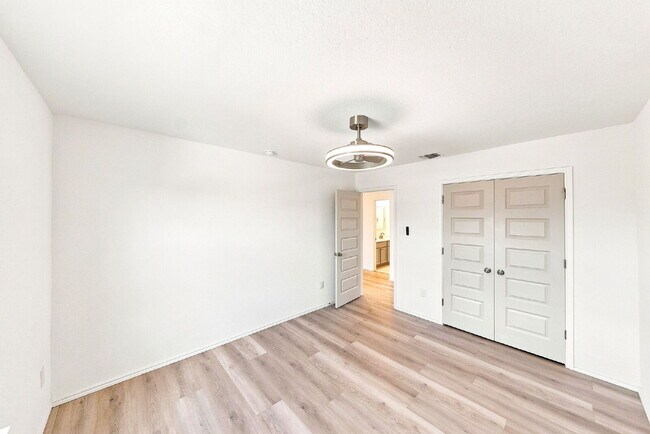 Building Photo - The Home You Will Be Happy to Come Home To.