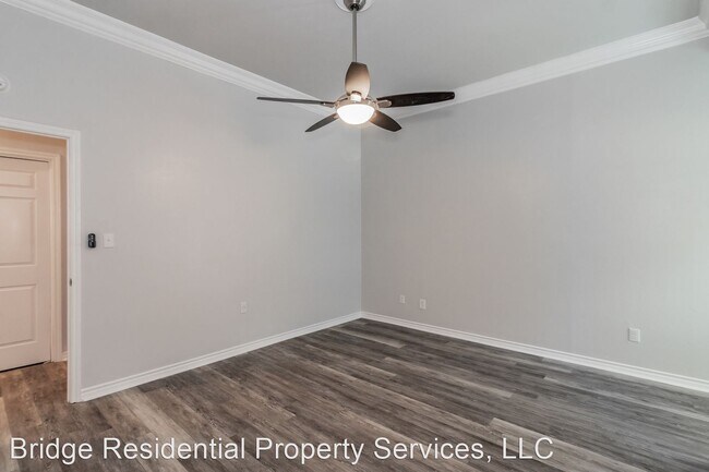 Building Photo - 1 br, 1 bath House - 5023A Birchman Ave.