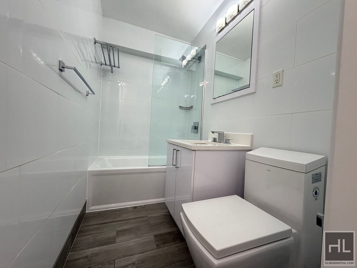 Building Photo - EAST 35 STREET