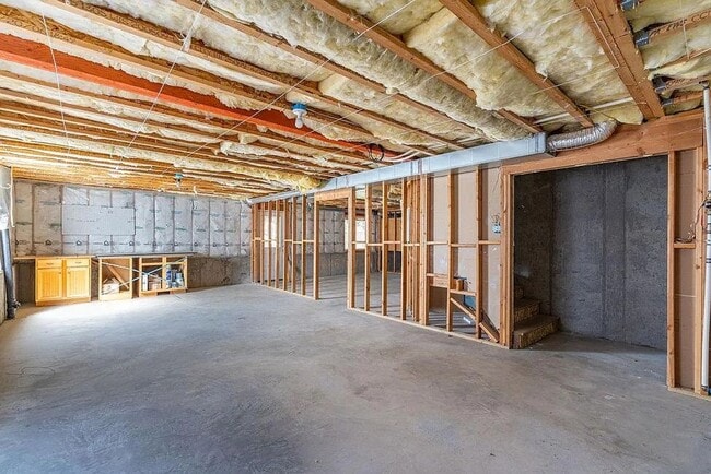 Building Photo - GORGEOUS Draper Home!