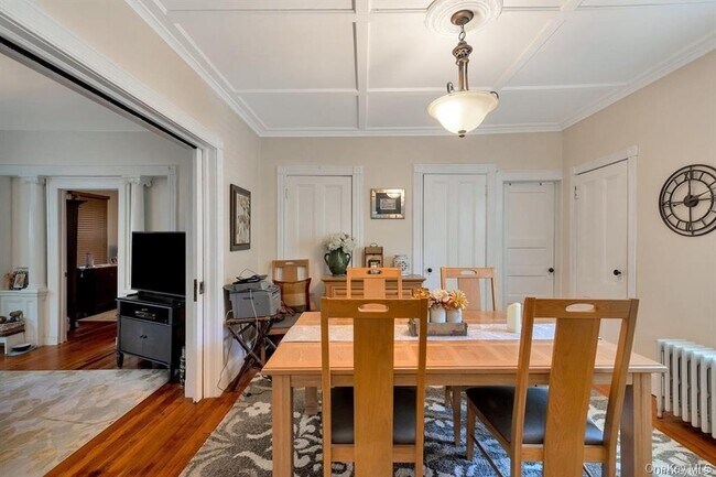 Building Photo - 26 Burtis Ave