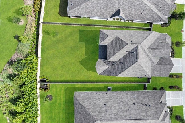 Building Photo - 11307 Cosmopolitan Dr