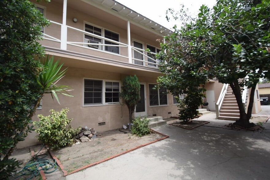 Primary Photo - 4658 Colfax Ave