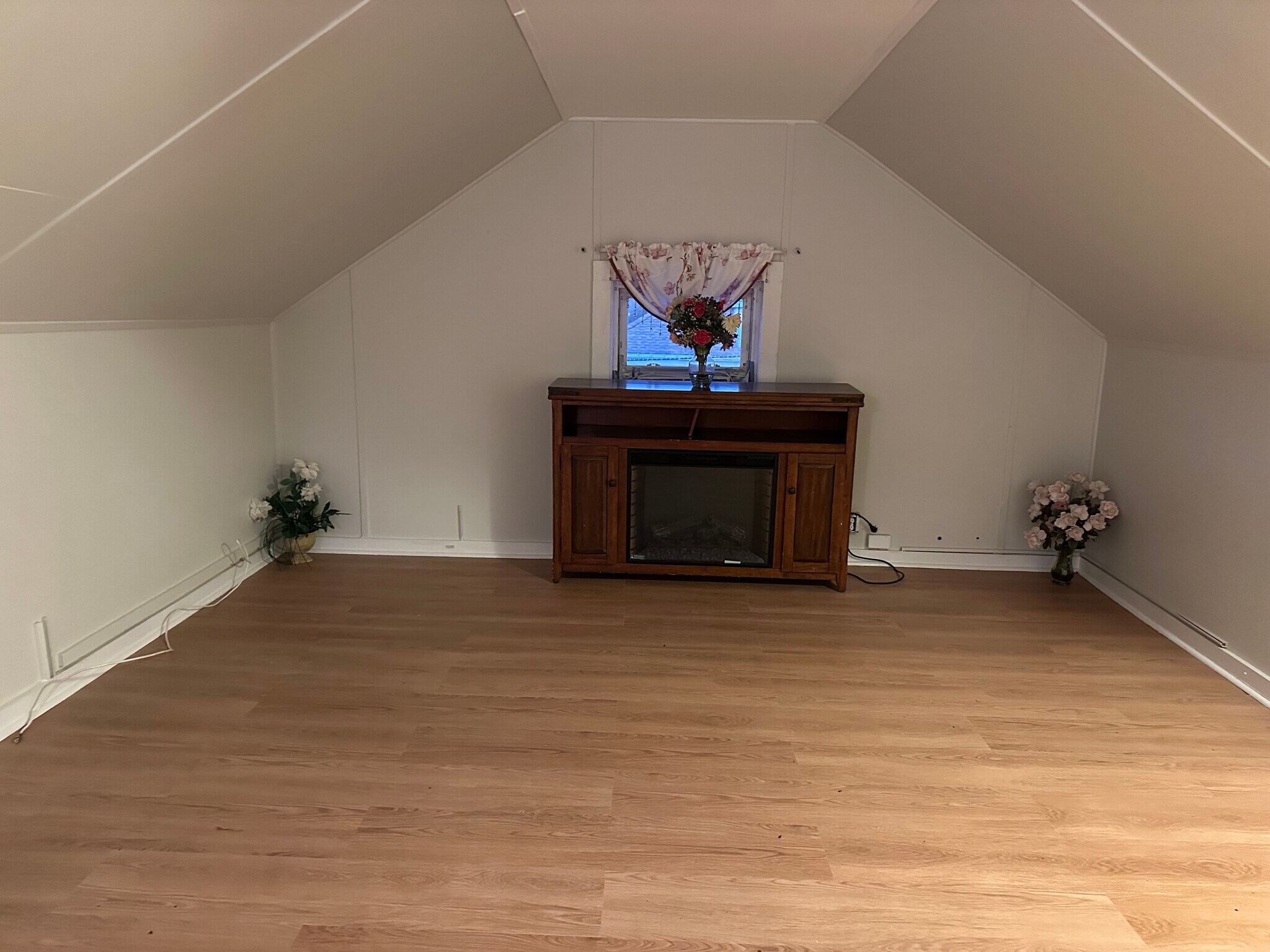 Building Photo - 269 N 1st Ave