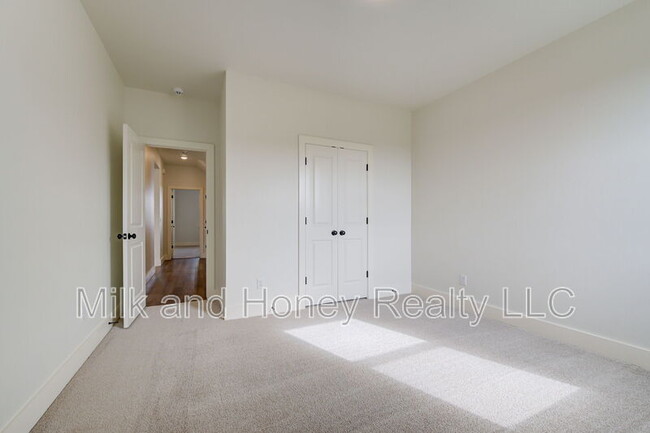 Building Photo - 9304 NW 146th St