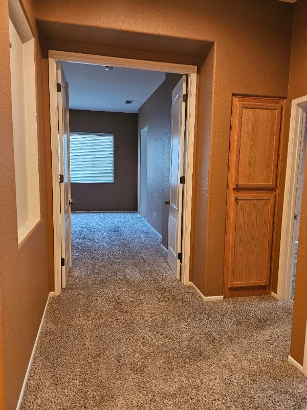 Building Photo - 30636 Parkview Ln