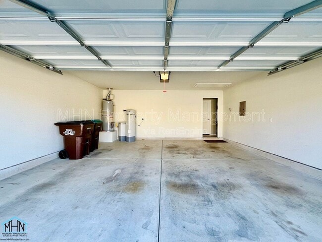 Building Photo - 12852 Laurel Brush