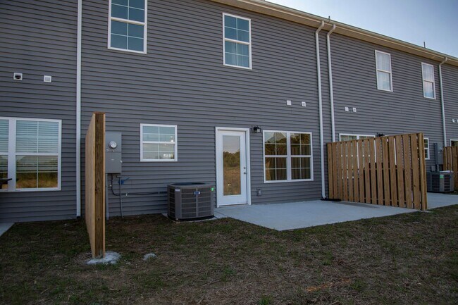 Building Photo - Bellingham Cove Townhome!