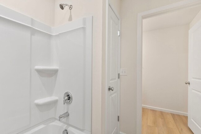 Building Photo - 660 Switchgrass Wy