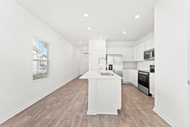 Building Photo - 5450 Broad Brg Wy