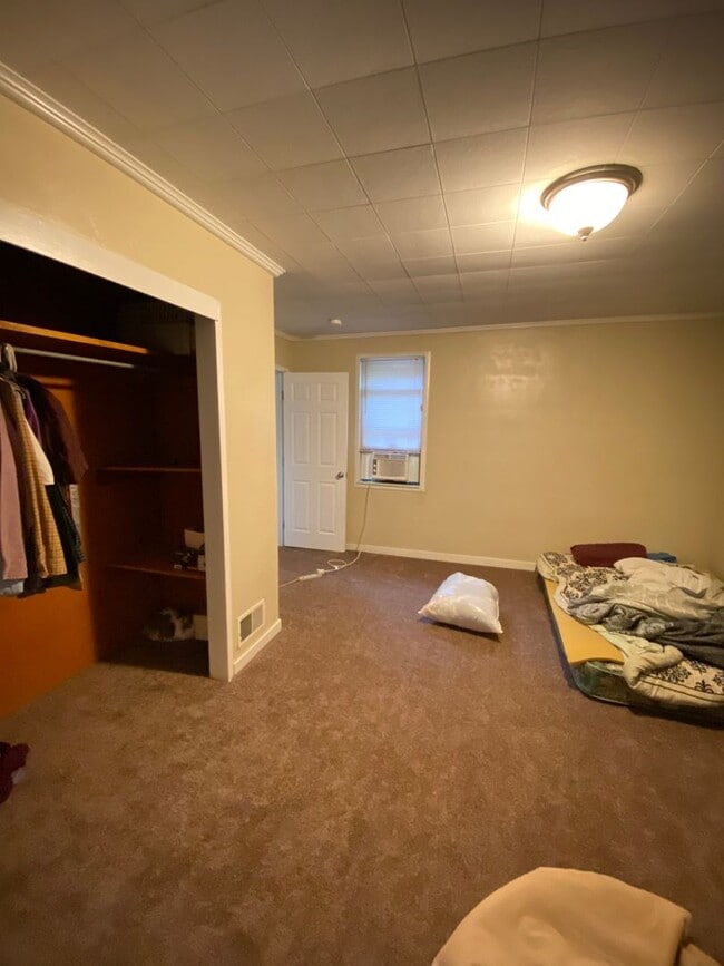 Building Photo - 388 Republic St