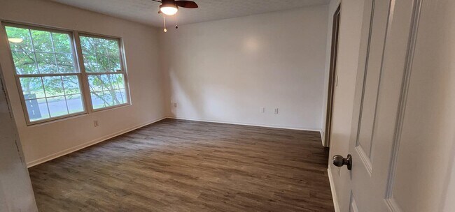 Building Photo - 3065 Representation Terrace