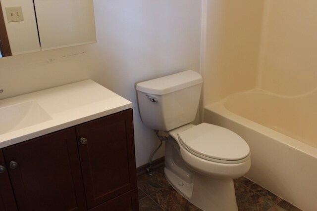 Building Photo - 926 W Belmont-