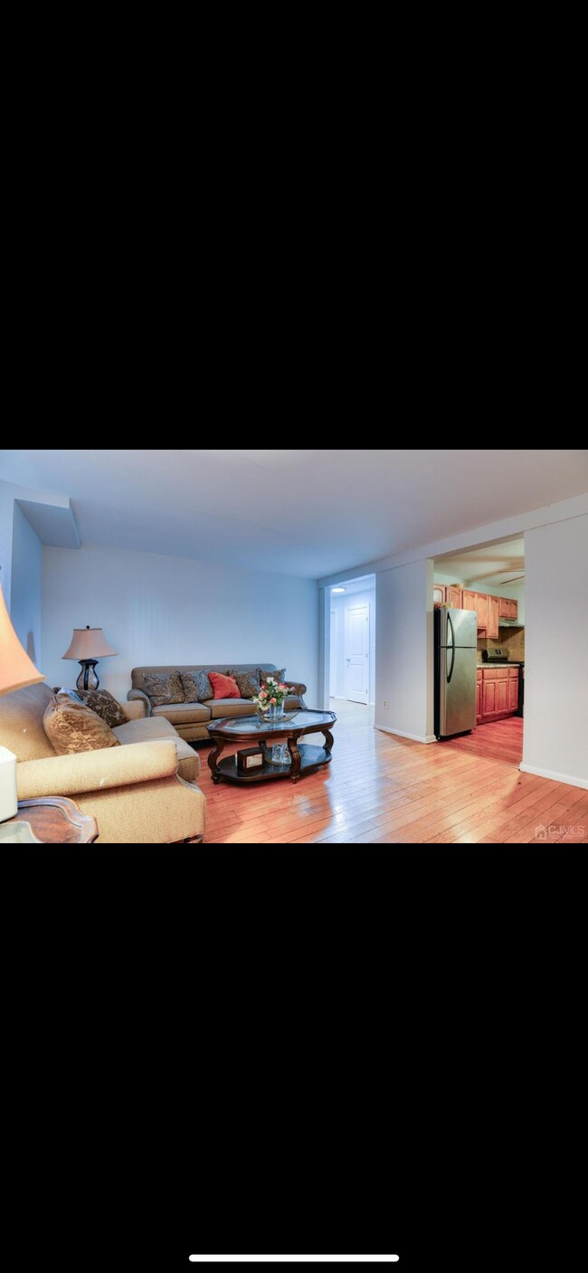 Primary Photo - 500 S Center St