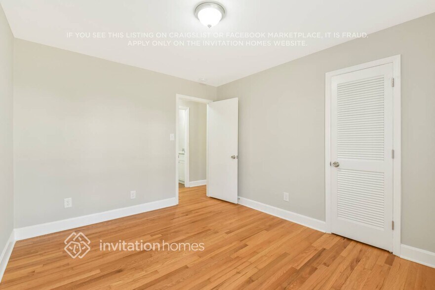 Building Photo - 7410 Marlbrook Dr