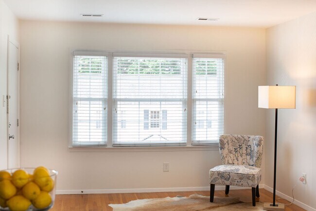 Building Photo - 118 Hessian Hills Ridge