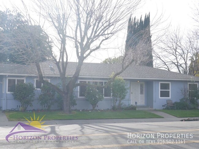 Building Photo - Cozy 2 Bed 2 Bath 1,864sqft Duplex in Gree...