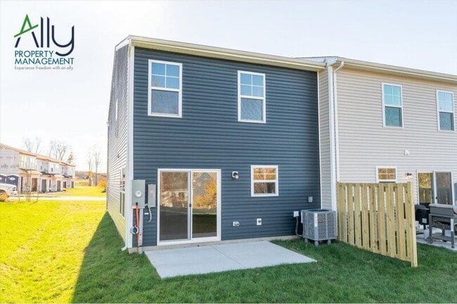 Building Photo - 54 Sophie Kathryn Dr